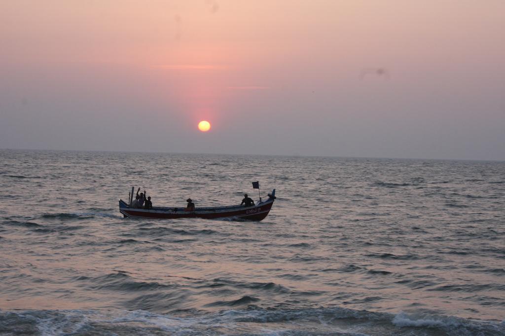 Shalom Beach Residency Alappuzha Dış mekan fotoğraf